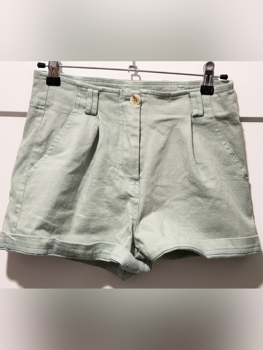 High-Waist Pleated Mint Green Women’s Shorts